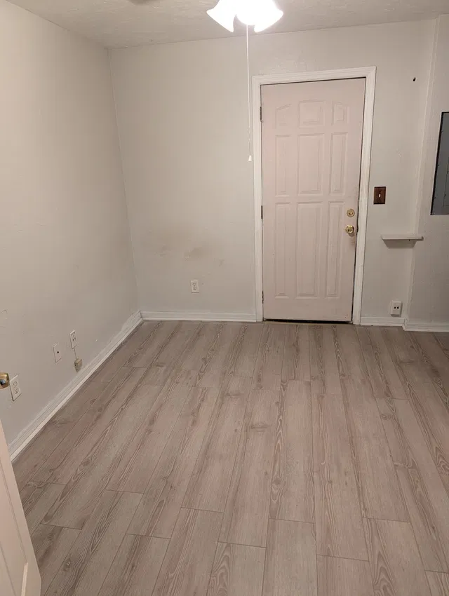Residence photo 5