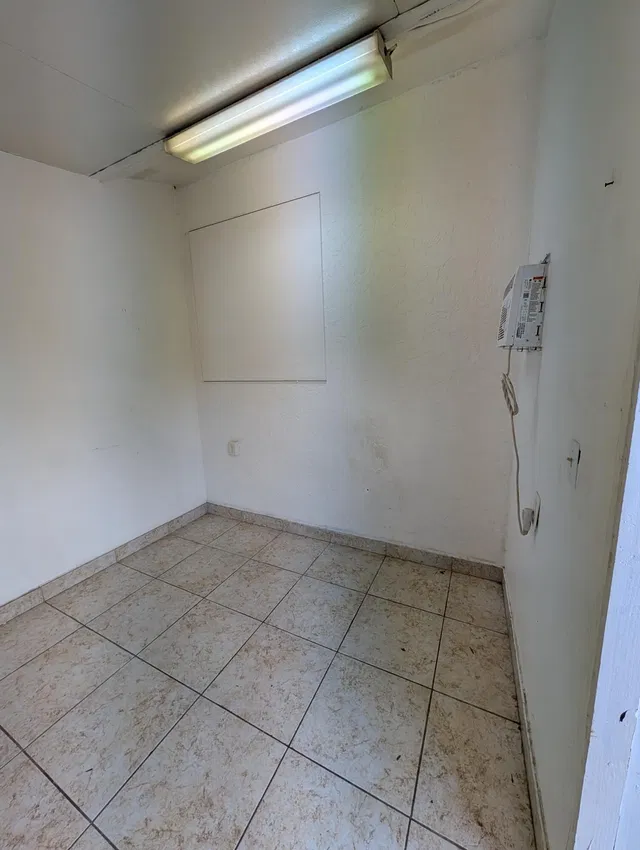Residence photo 20