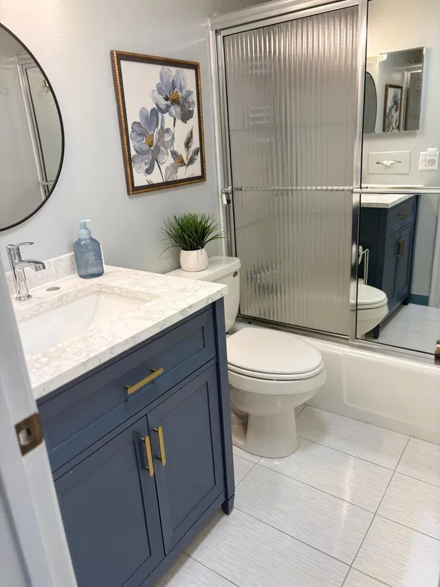 Unit 206 photo 10