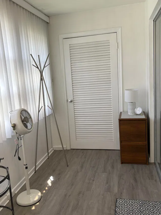 Unit 206 photo 13