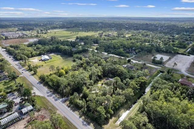 Residence photo 3