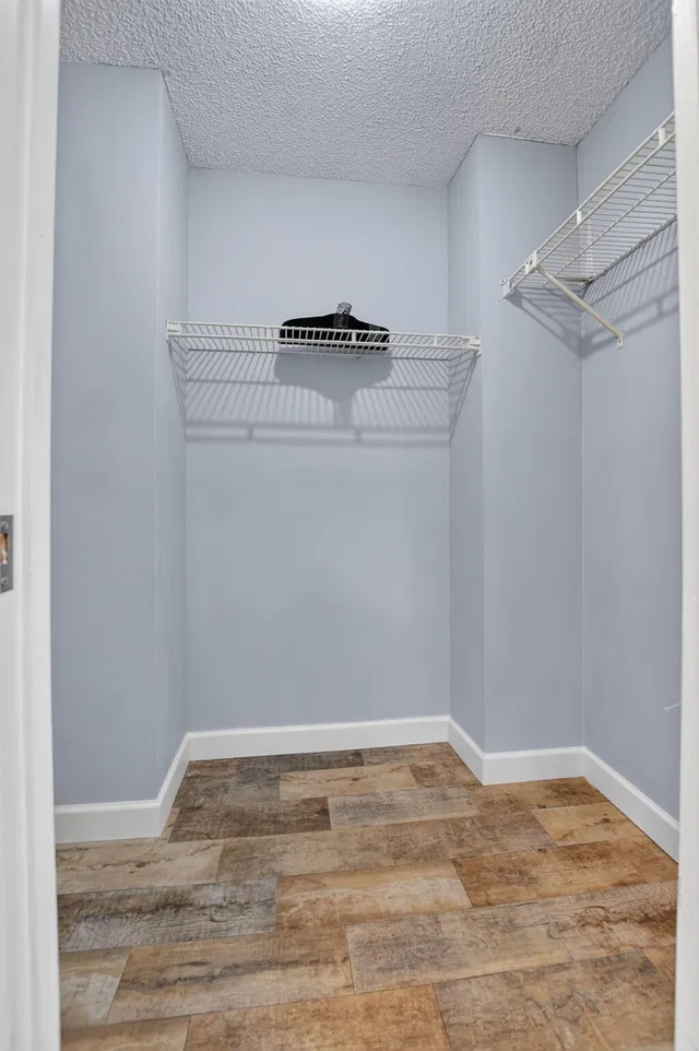  Residence photo 34