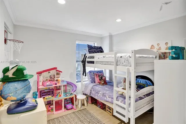 Unit 1208 photo 15