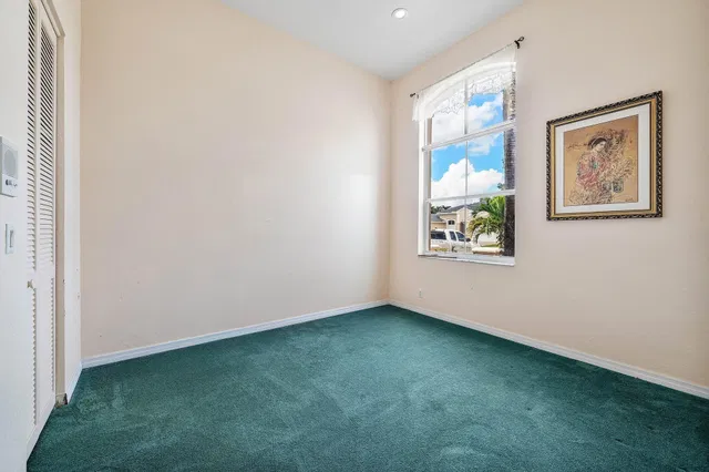  Residence photo 22