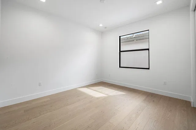 Residence photo 20