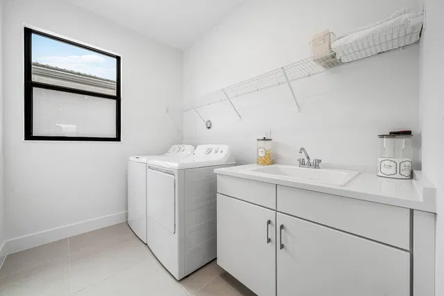 Residence photo 28