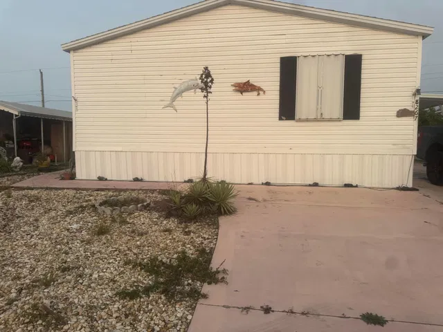  Unit 8267 photo 6