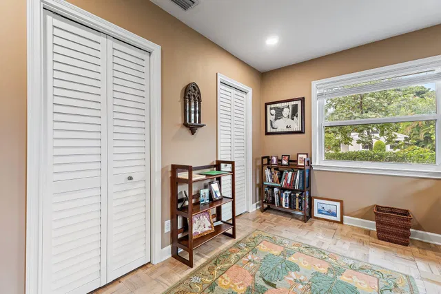 Palm Beach Shores Residence photo 29