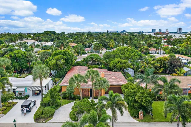 Palm Beach Shores Residence photo 35