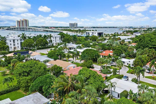 Palm Beach Shores Residence photo 39