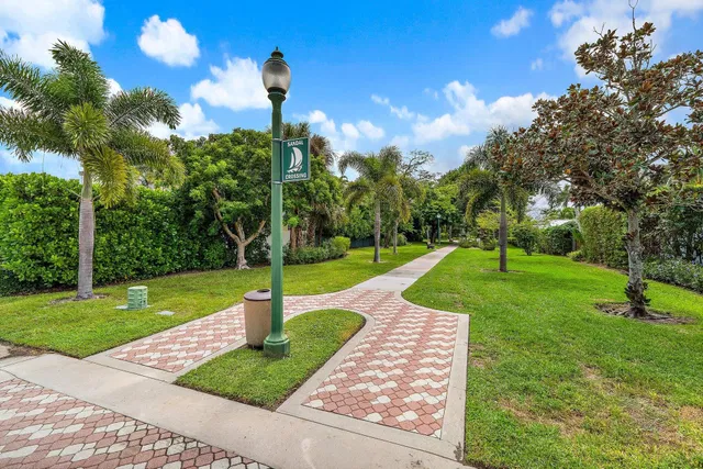 Palm Beach Shores Residence photo 44
