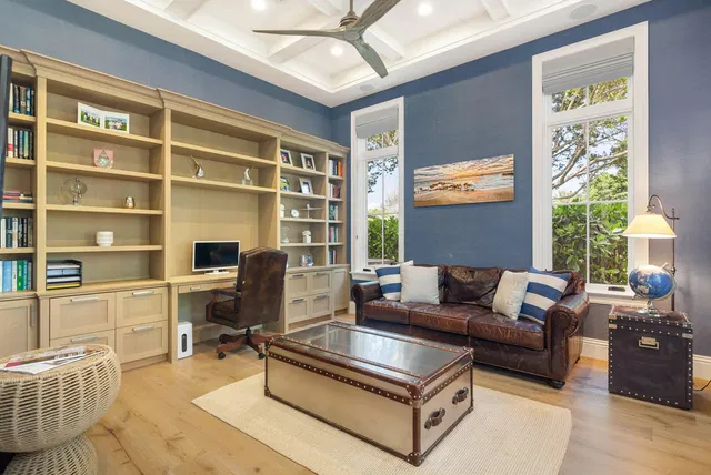 Residence photo 16