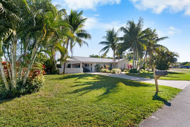 Residence photo 3