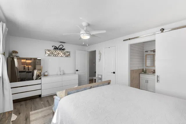 Residence photo 23