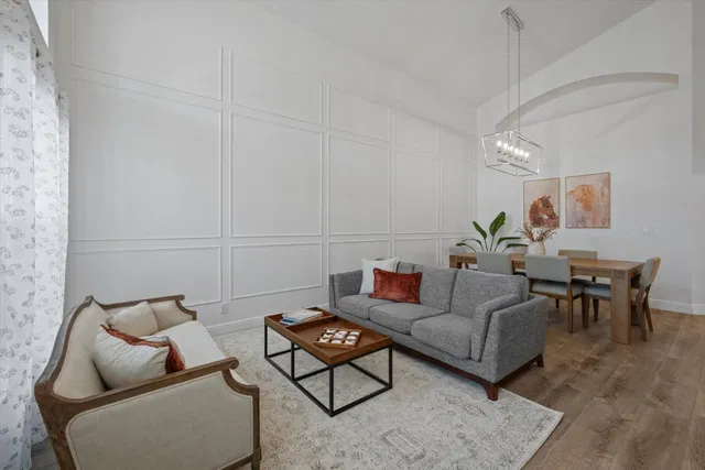 Residence photo 6