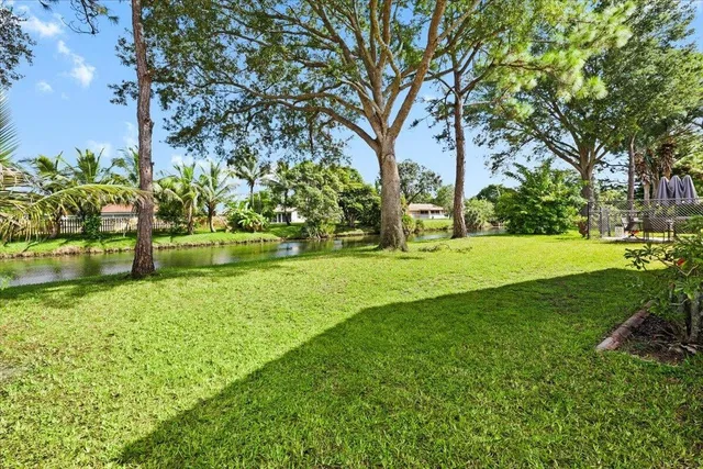 Residence photo 14