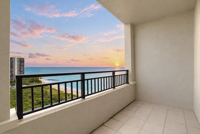 Renaissance on the Ocean Unit 1751 photo 23