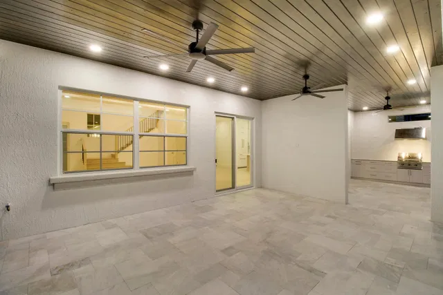 Evergrene Palm Beach Gardens Residence photo 14