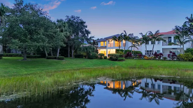 Evergrene Palm Beach Gardens Residence photo 26