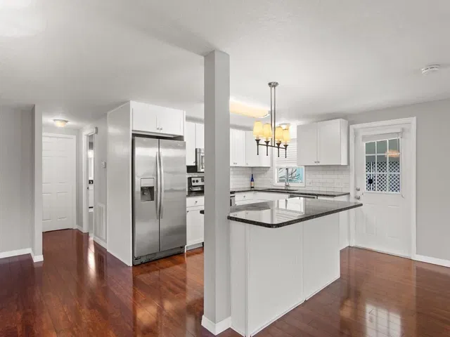 Residence photo 9