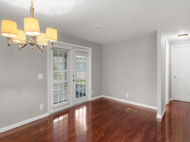 Residence photo 16