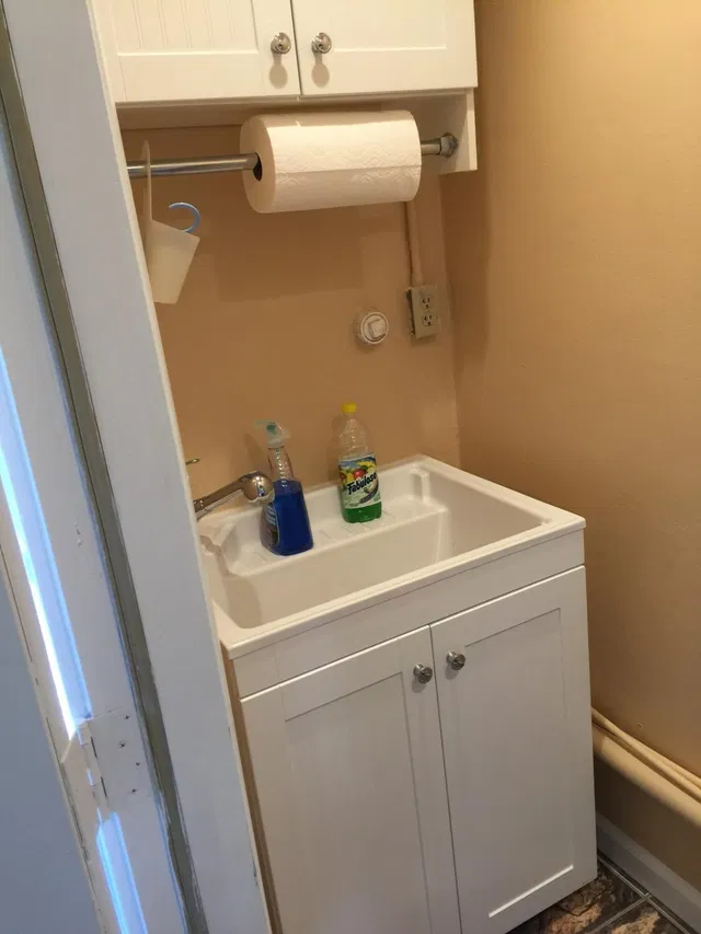 Unit 402 photo 5