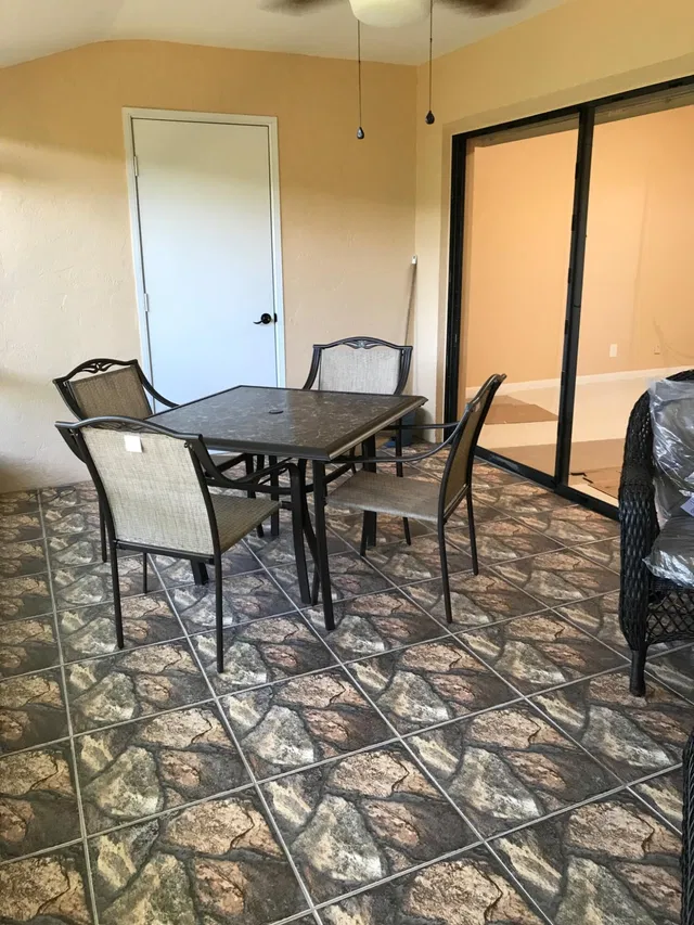 Unit 402 photo 10