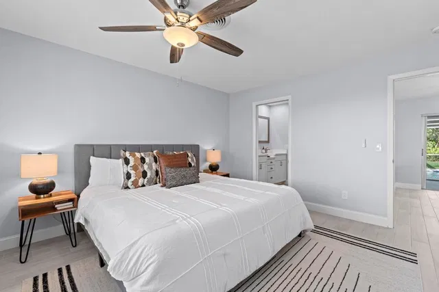 Residence photo 16