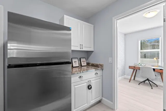 Residence photo 30