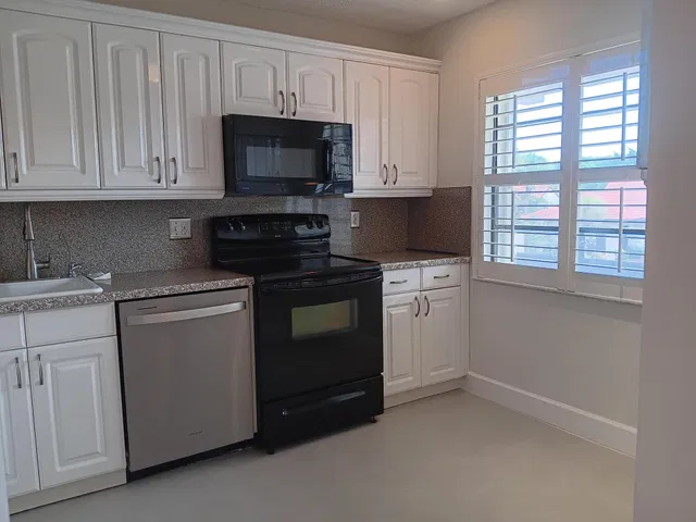 Boca Lago Country Club Homes Residence photo 14