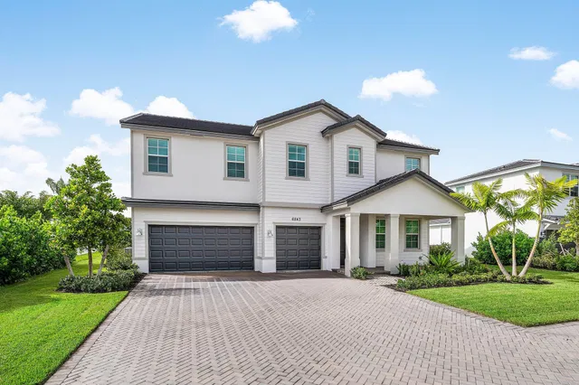 Residence photo 3