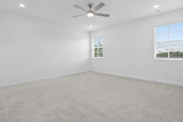 Residence photo 30