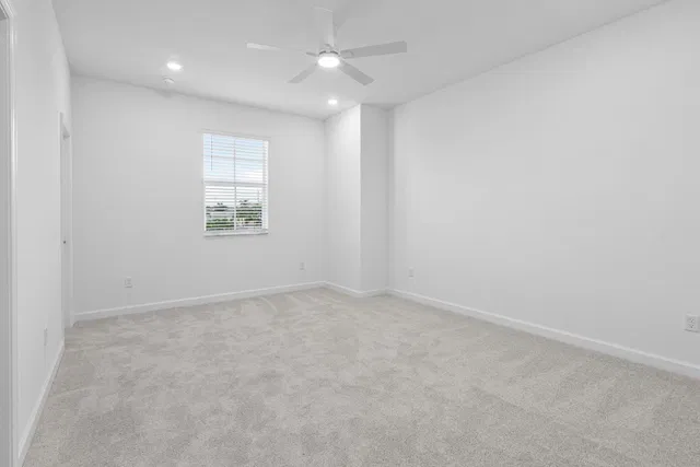 Residence photo 39