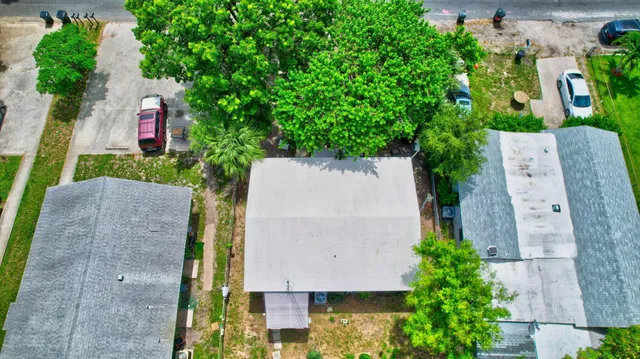 Residence photo 5