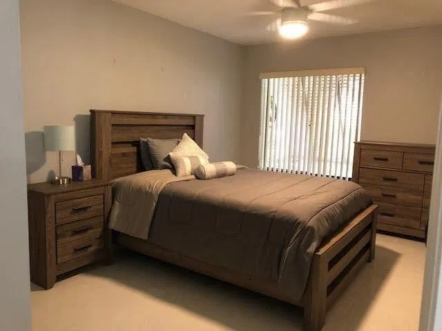 Unit 104 photo 8