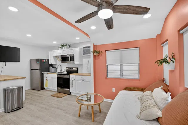 Residence photo 8