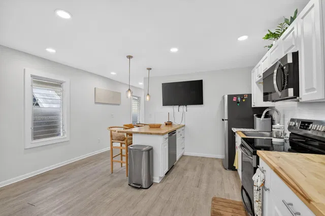 Residence photo 12