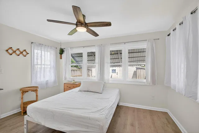 Residence photo 17