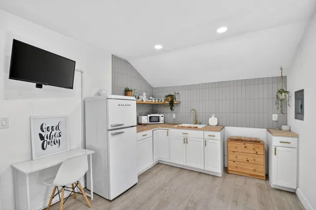 Residence photo 32