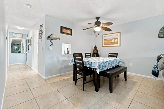 Unit 206 photo 8