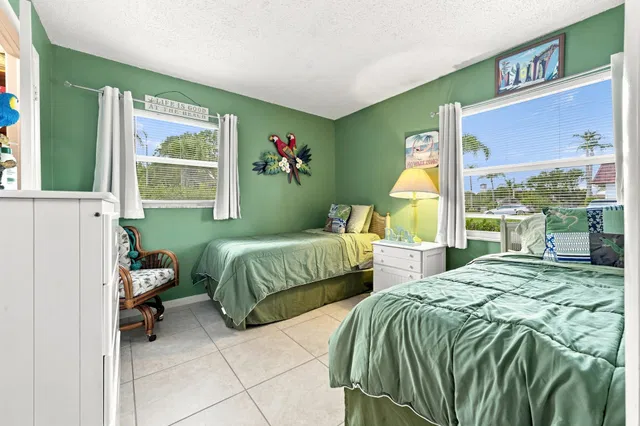 Unit 206 photo 16