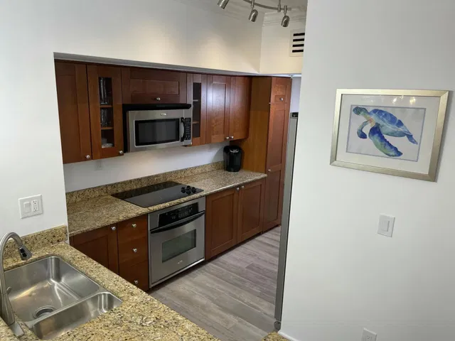 Harborage Yacht Club Residence photo 6