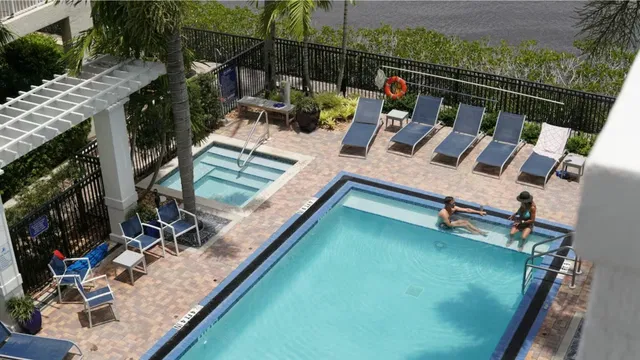 Harborage Yacht Club Residence photo 27