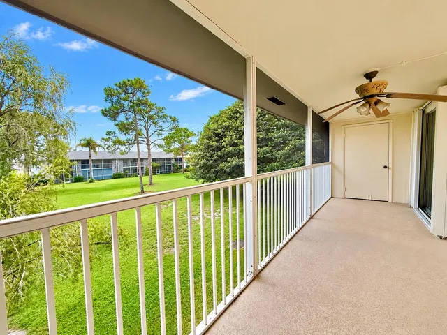 Unit 21-207 photo 20