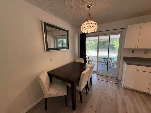 Residence photo 7