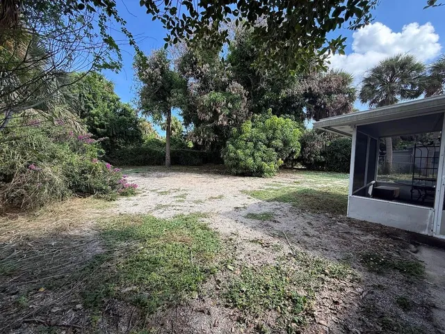 Residence photo 18
