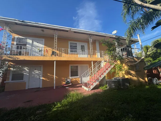 Residence photo 6