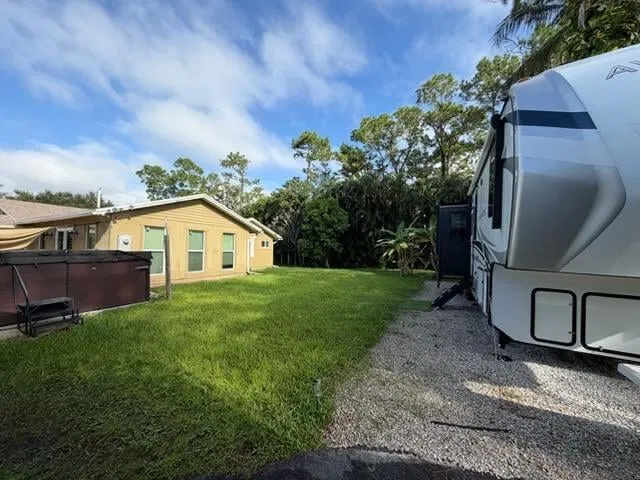 Residence photo 4