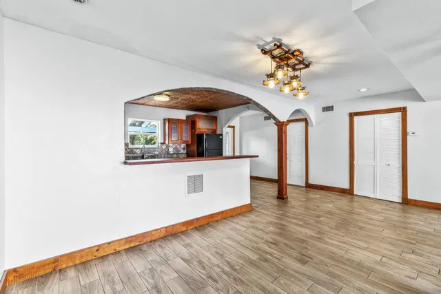 Residence photo 12