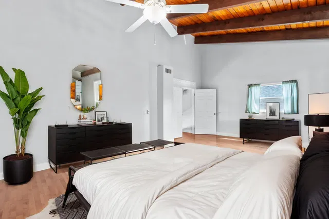 Residence photo 25